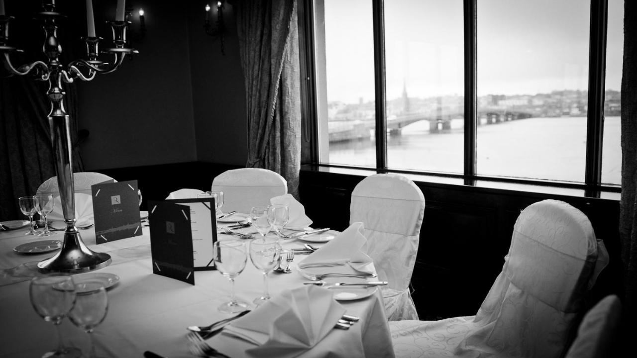 Riverbank House Hotel Ferrybank Eksteriør billede